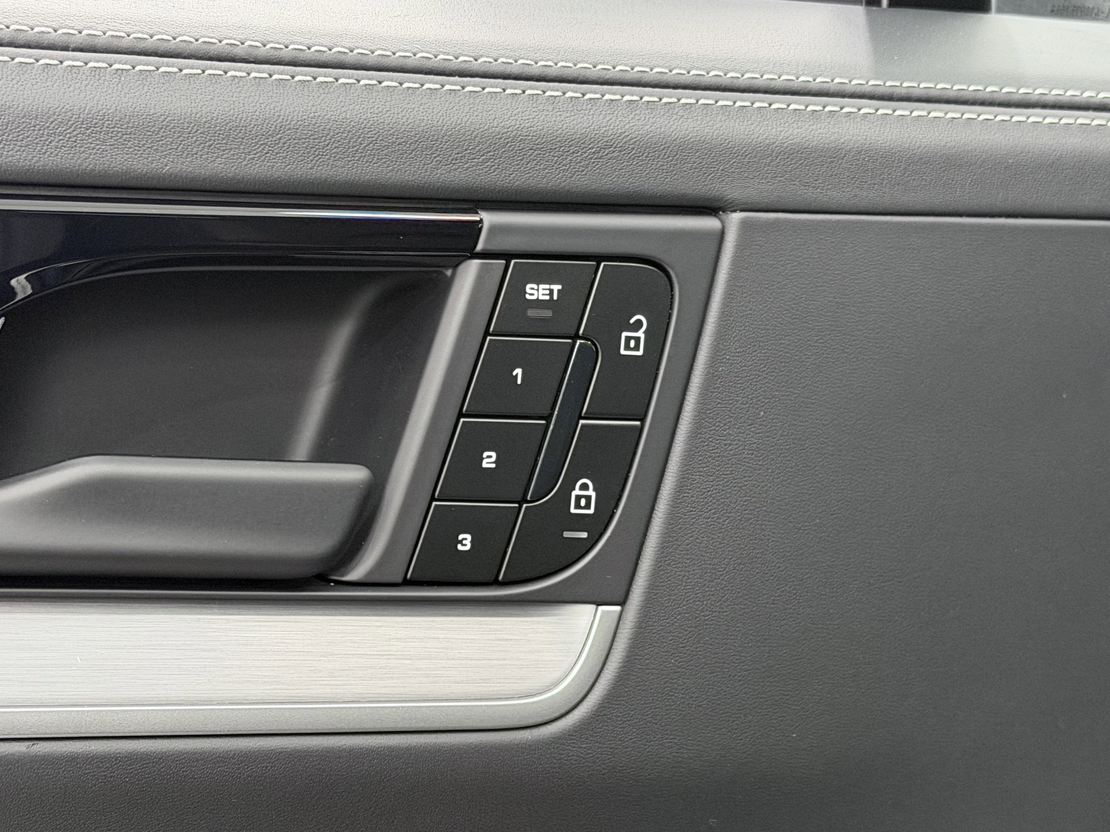 2026 Porsche Cayenne S E-Hybrid