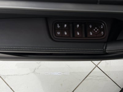 2026 Porsche Cayenne S E-Hybrid