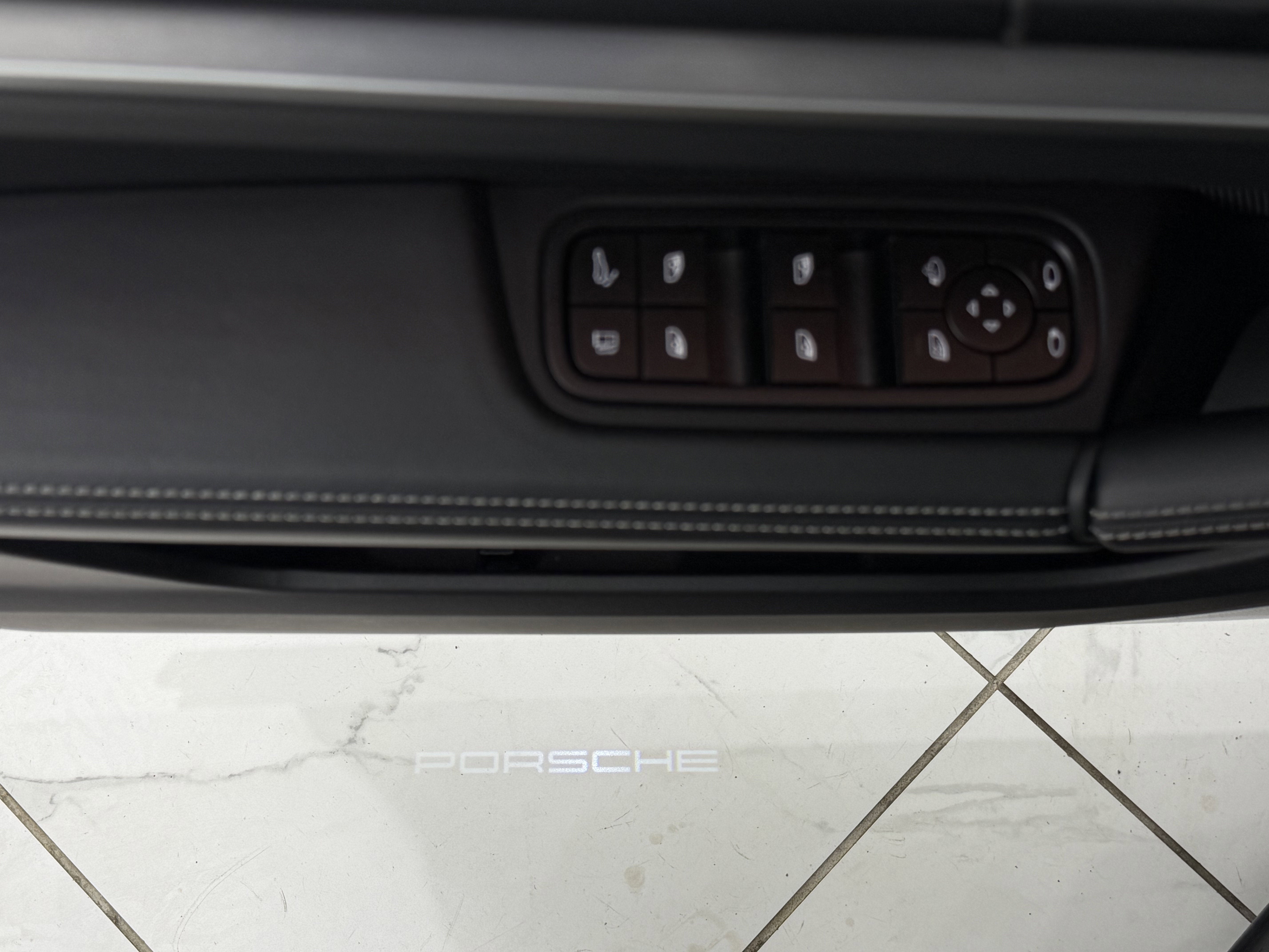 2026 Porsche Cayenne S E-Hybrid