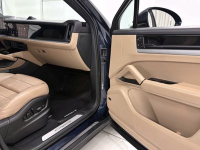 2024 Porsche Cayenne Coupe AWD