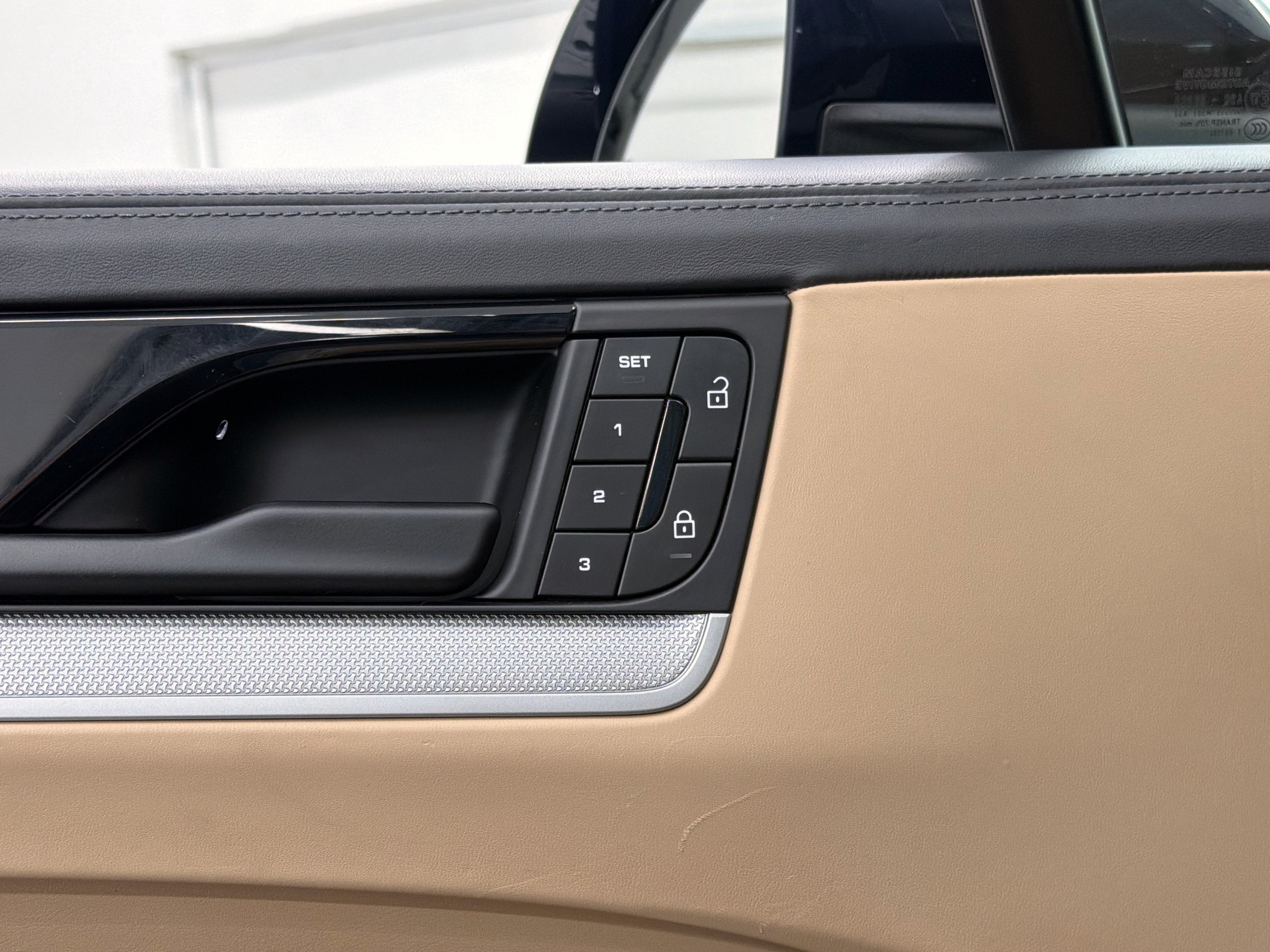 2024 Porsche Cayenne Coupe AWD