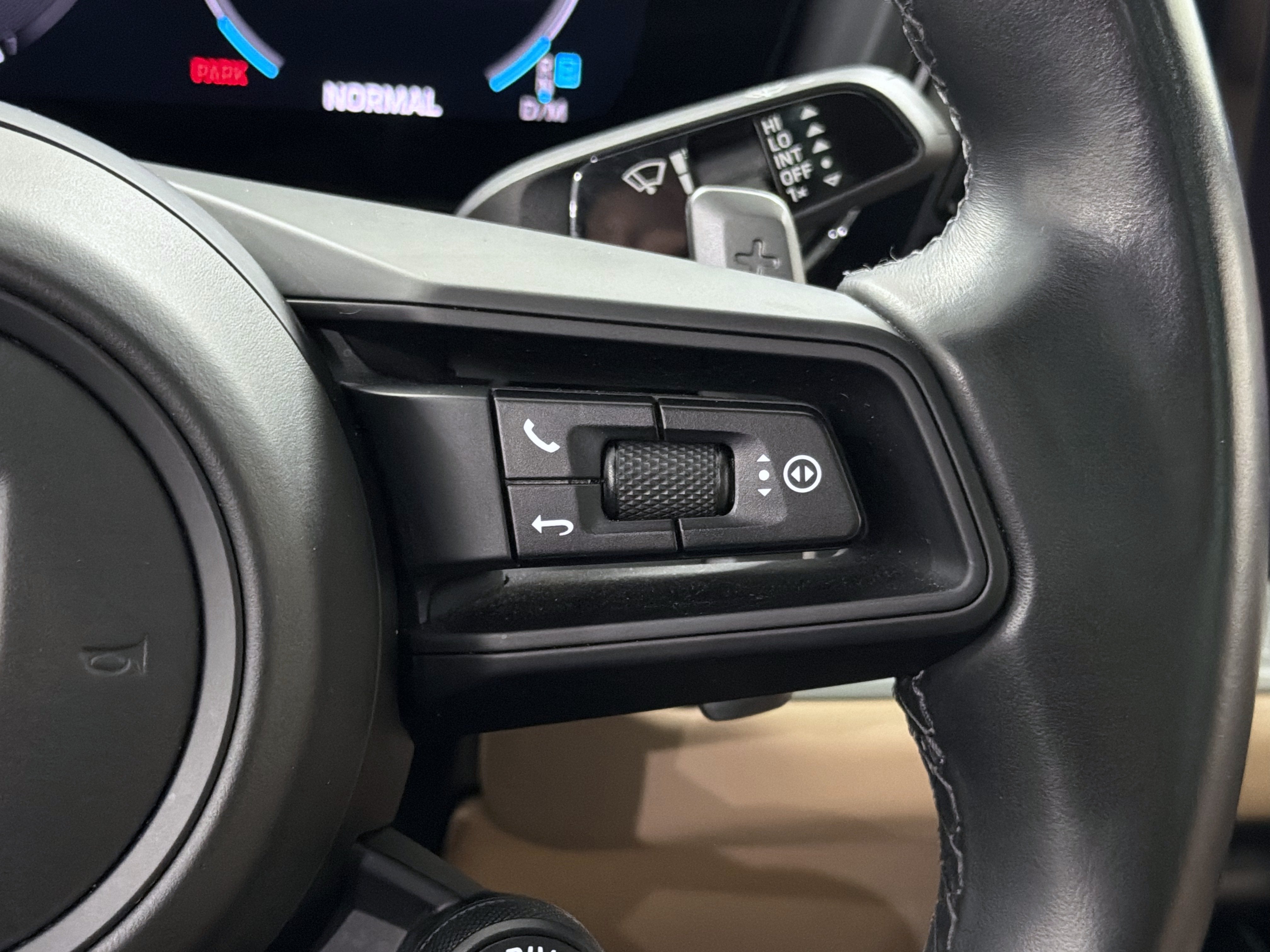2024 Porsche Cayenne Coupe AWD