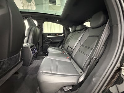 2026 Porsche Cayenne Coupe AWD