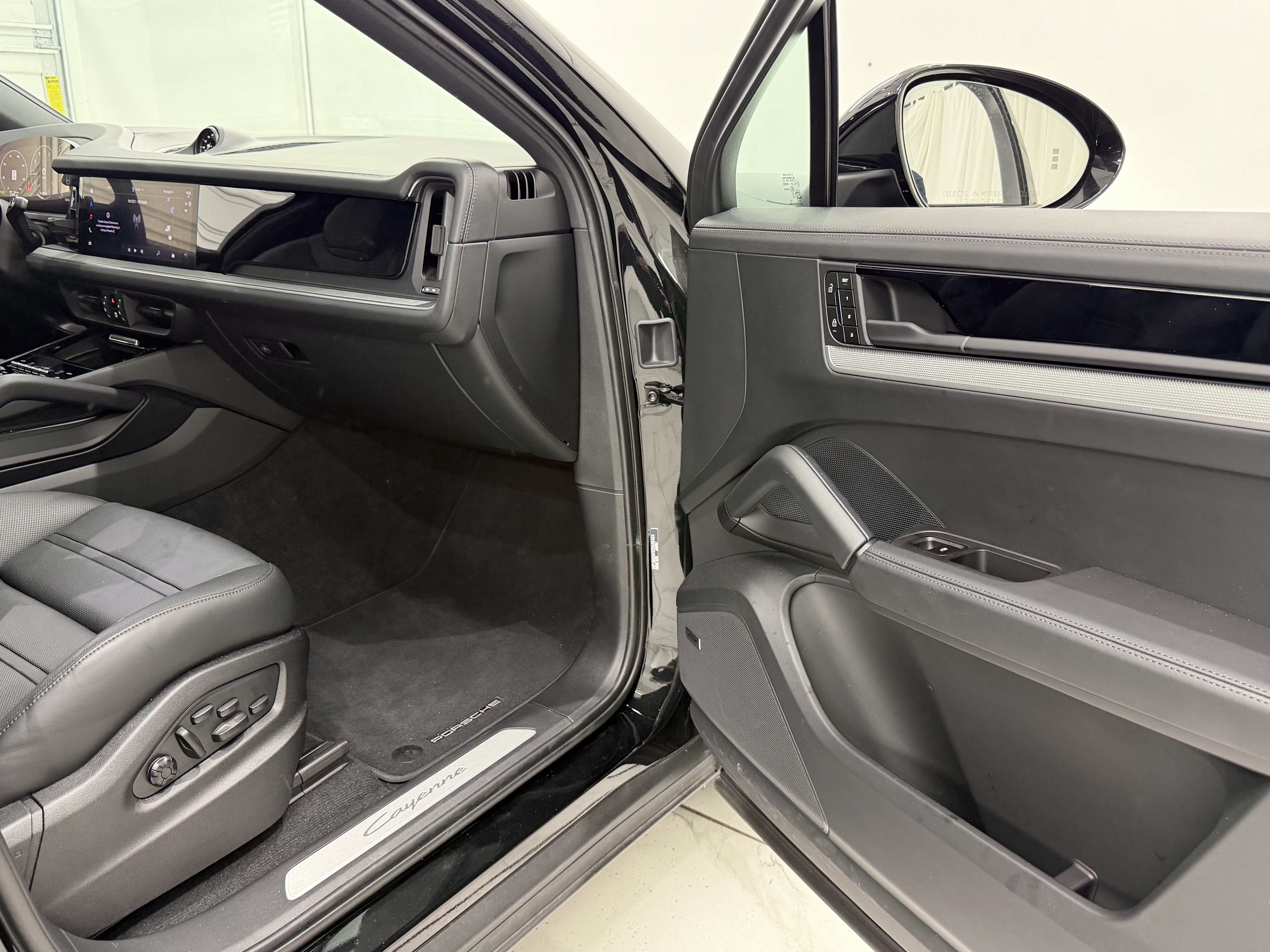 2026 Porsche Cayenne Coupe AWD