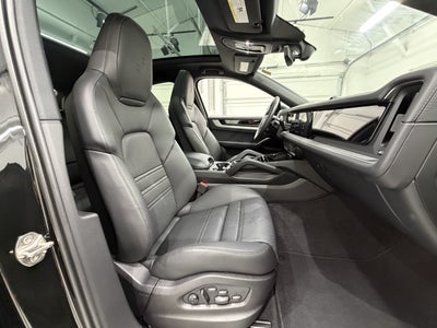 2026 Porsche Cayenne Coupe AWD