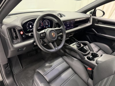 2026 Porsche Cayenne Coupe AWD