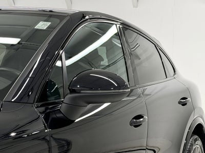 2022 Porsche Cayenne Platinum Edition