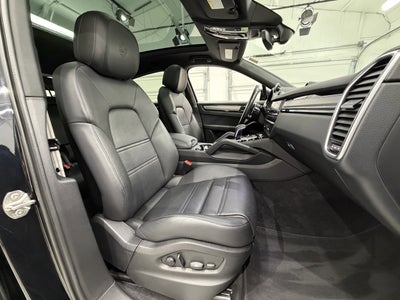 2022 Porsche Cayenne Platinum Edition