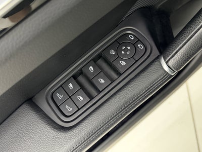 2022 Porsche Cayenne Platinum Edition