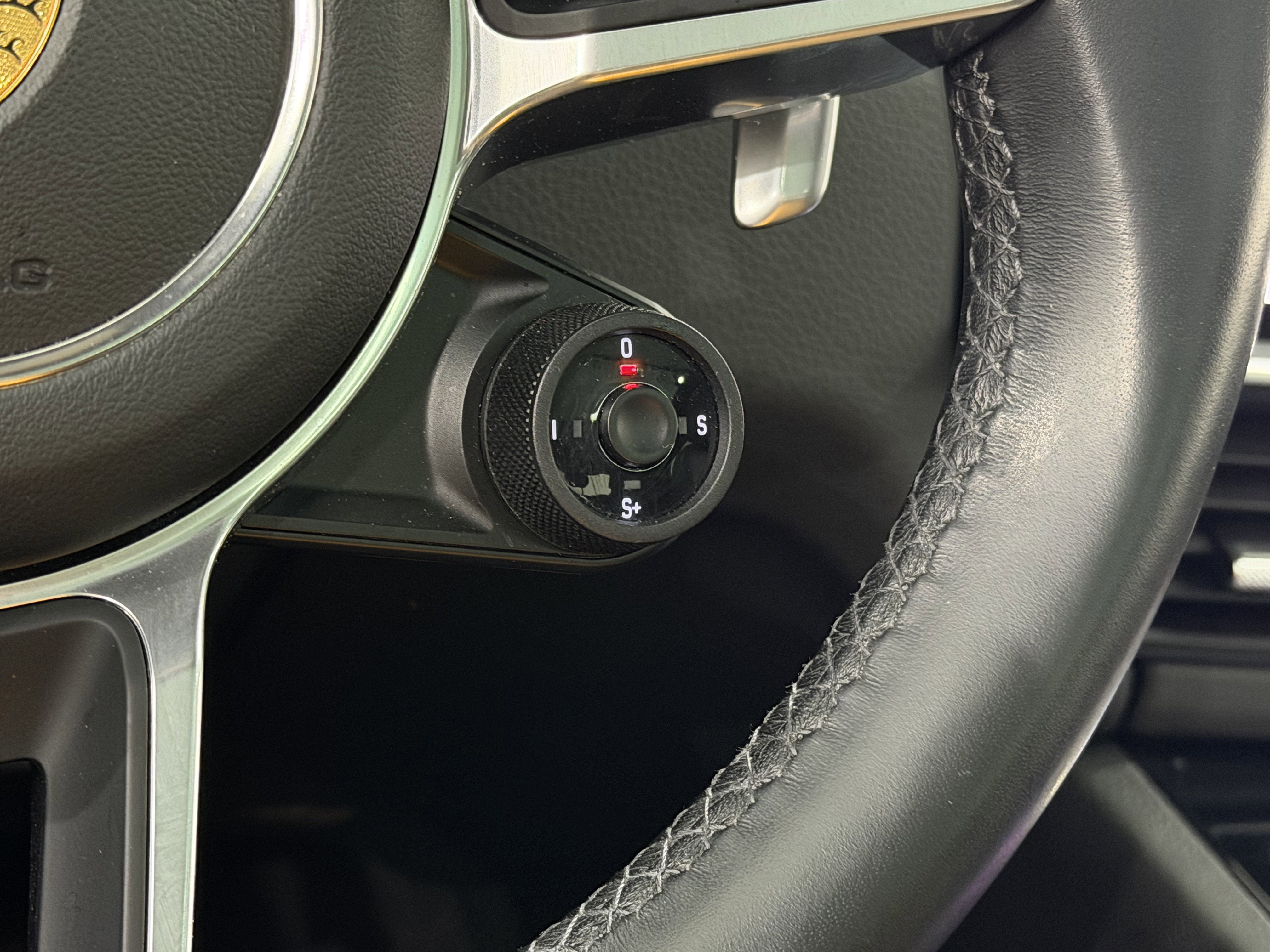 2022 Porsche Cayenne Platinum Edition