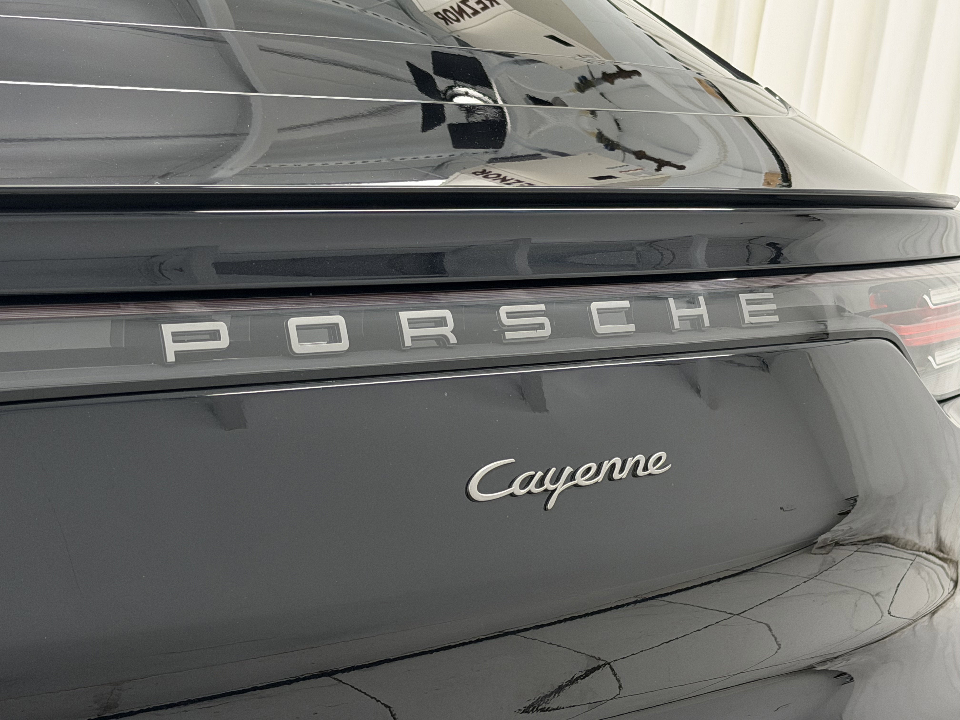 2022 Porsche Cayenne Platinum Edition