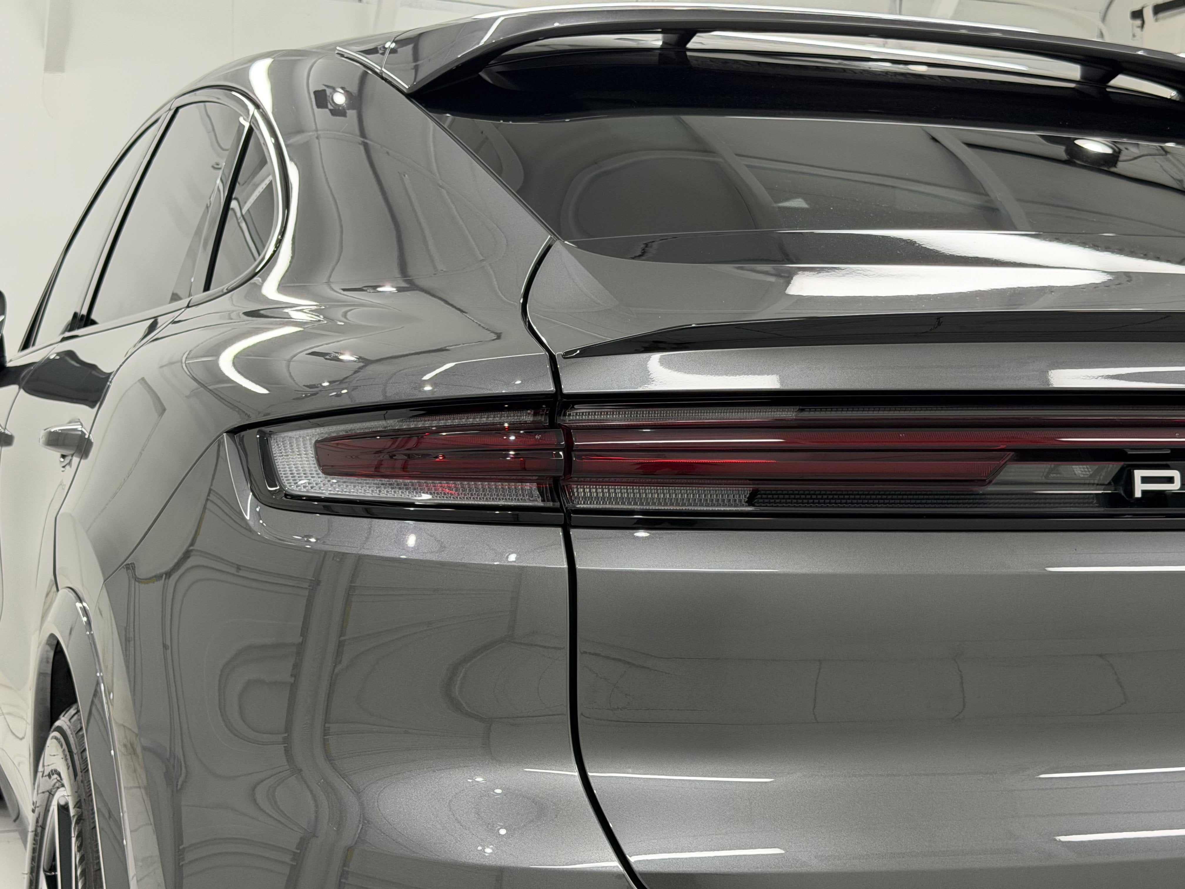 2024 Porsche Cayenne Coupe AWD