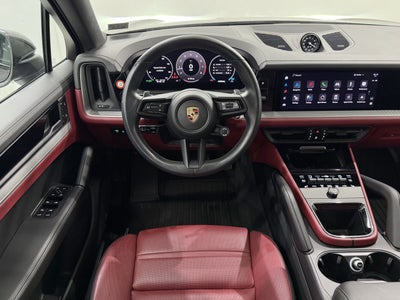 2024 Porsche Cayenne Coupe AWD