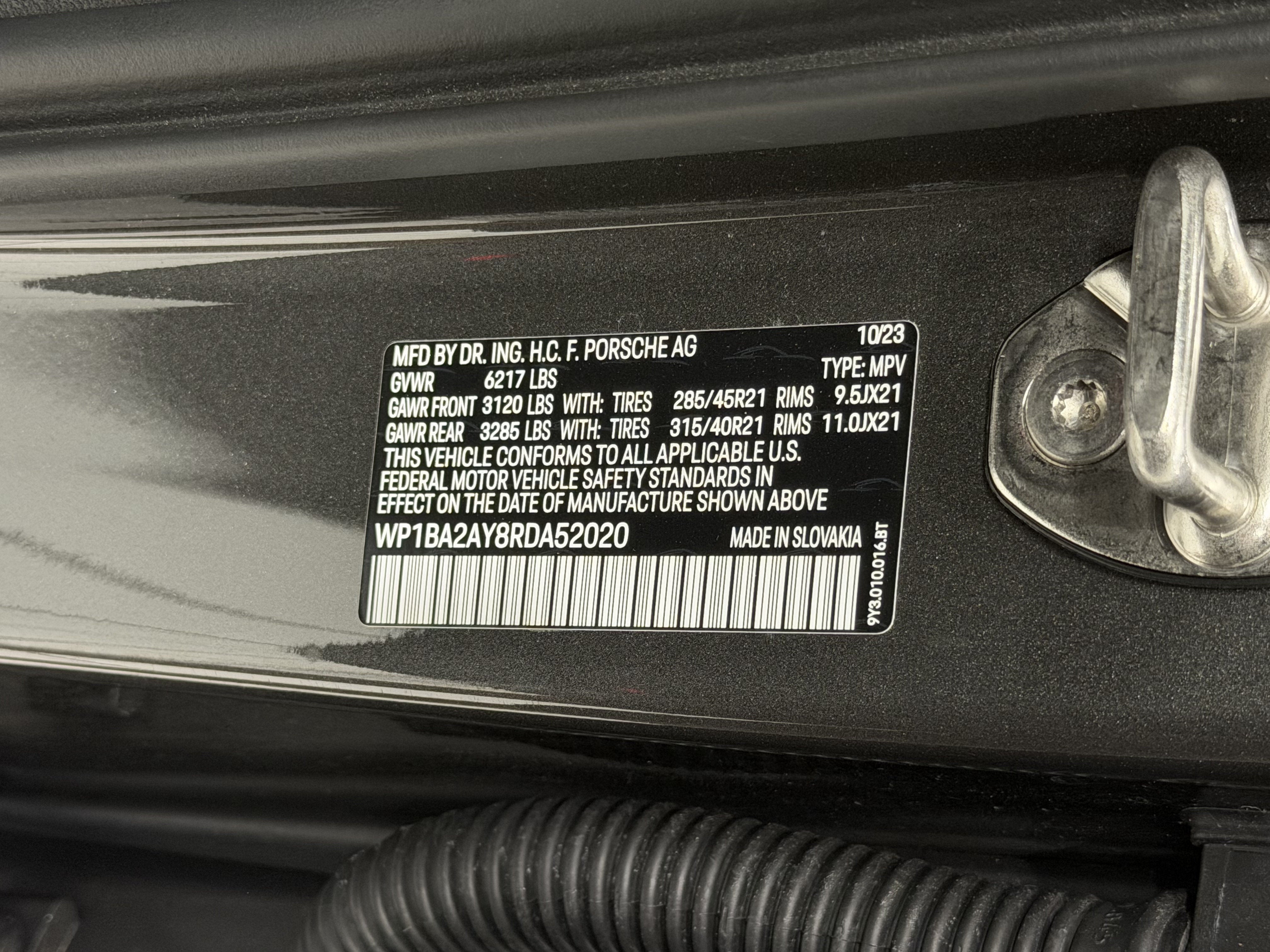 2024 Porsche Cayenne Coupe AWD