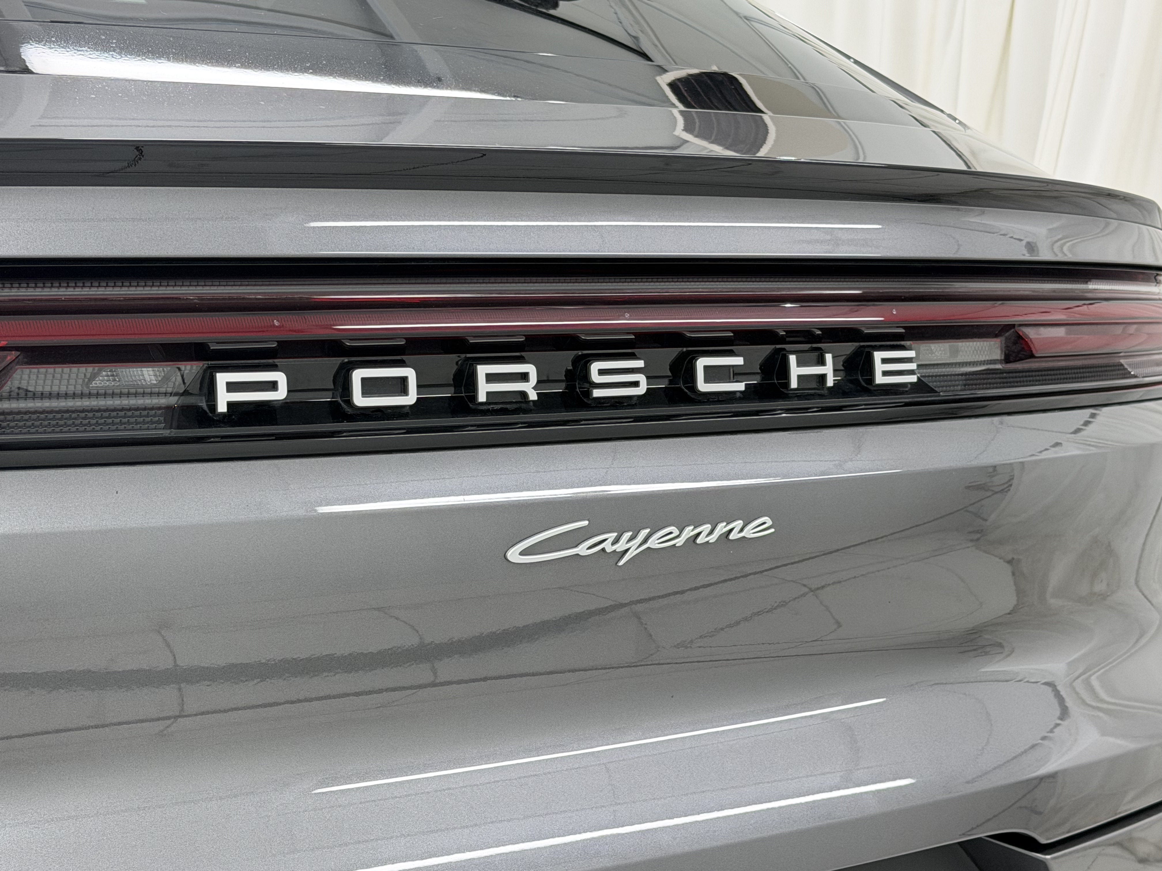 2024 Porsche Cayenne Coupe AWD