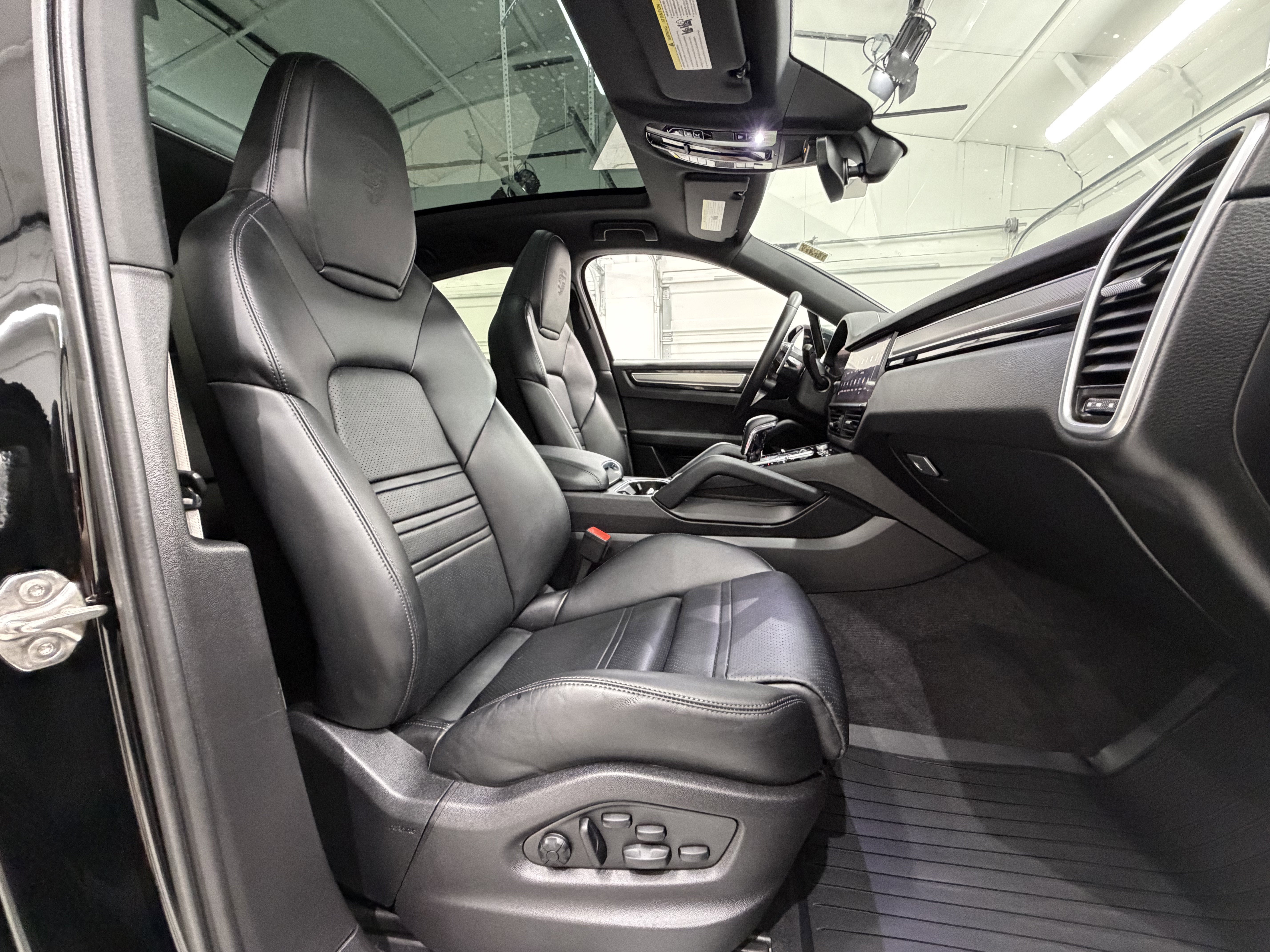 2022 Porsche Cayenne S