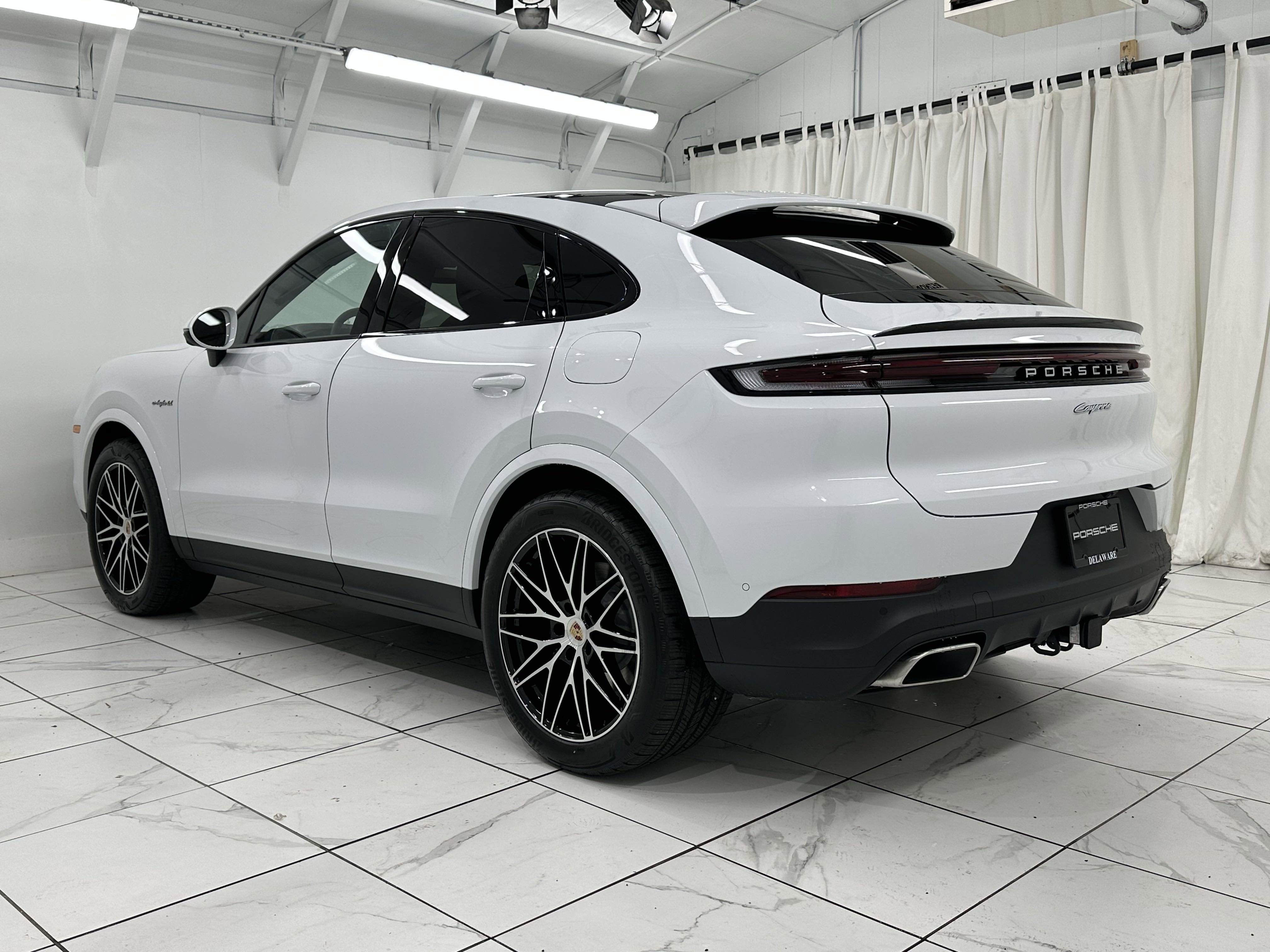 2025 Porsche Cayenne E-Hybrid