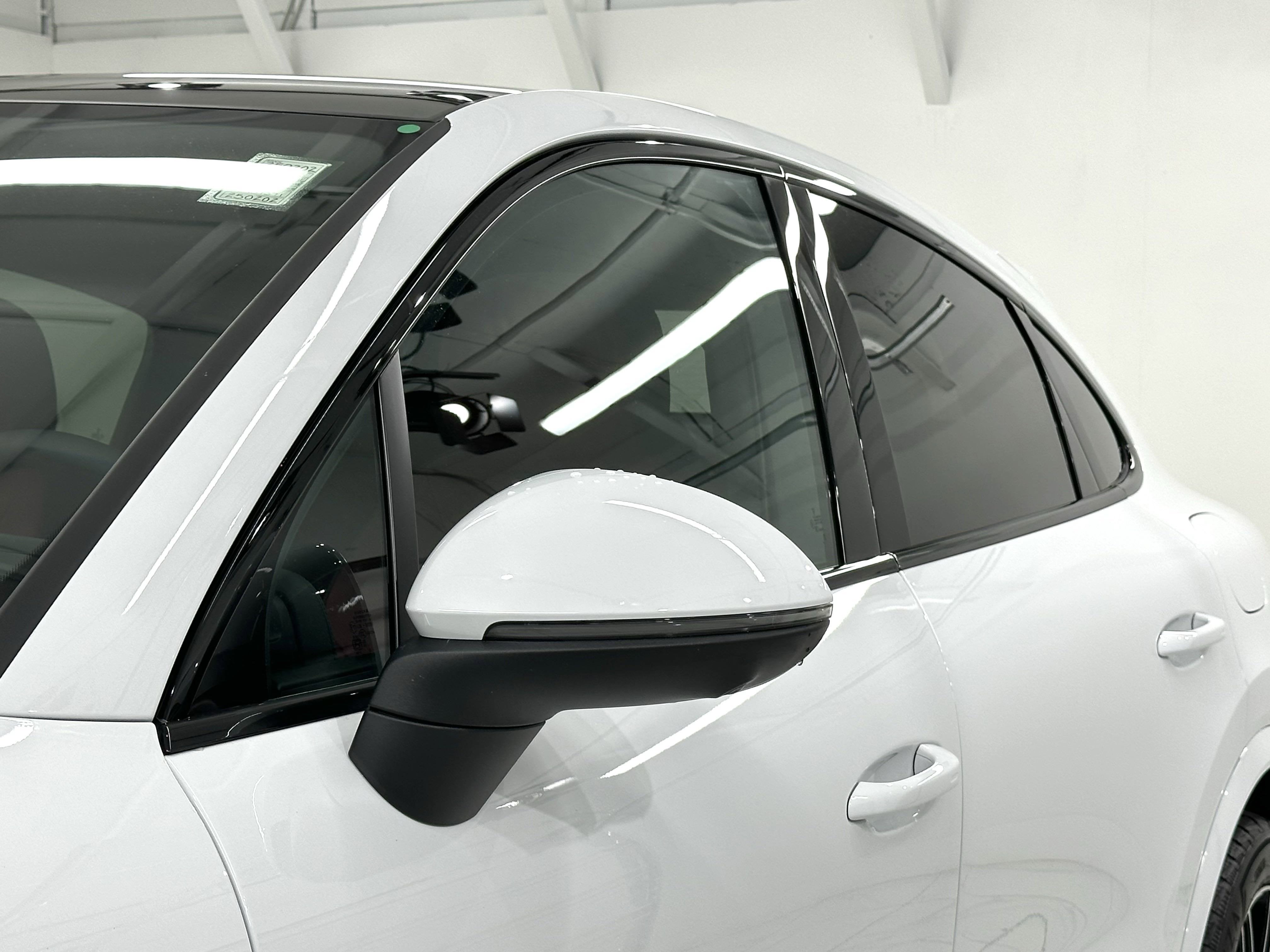 2025 Porsche Cayenne E-Hybrid