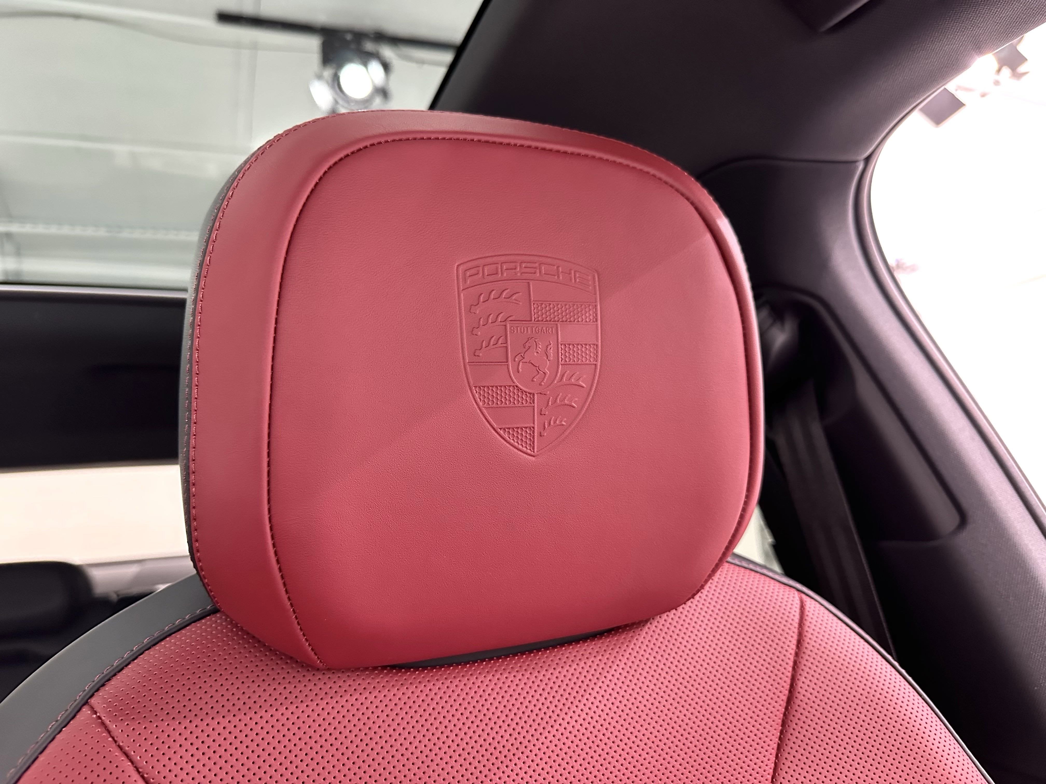 2025 Porsche Cayenne E-Hybrid