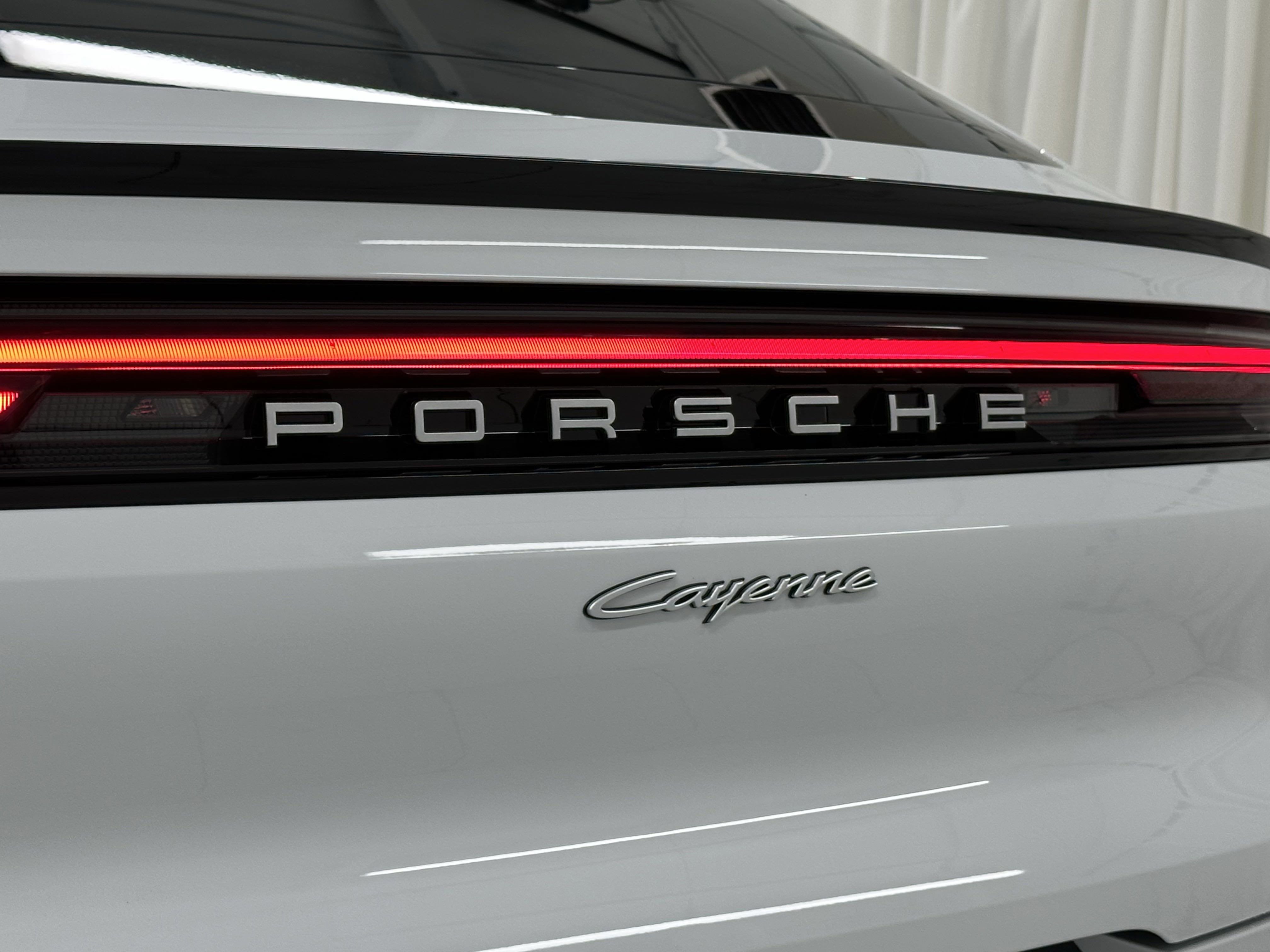 2025 Porsche Cayenne E-Hybrid