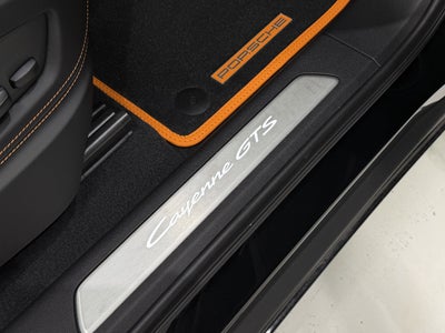 2025 Porsche Cayenne GTS
