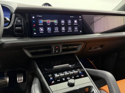 2025 Porsche Cayenne GTS