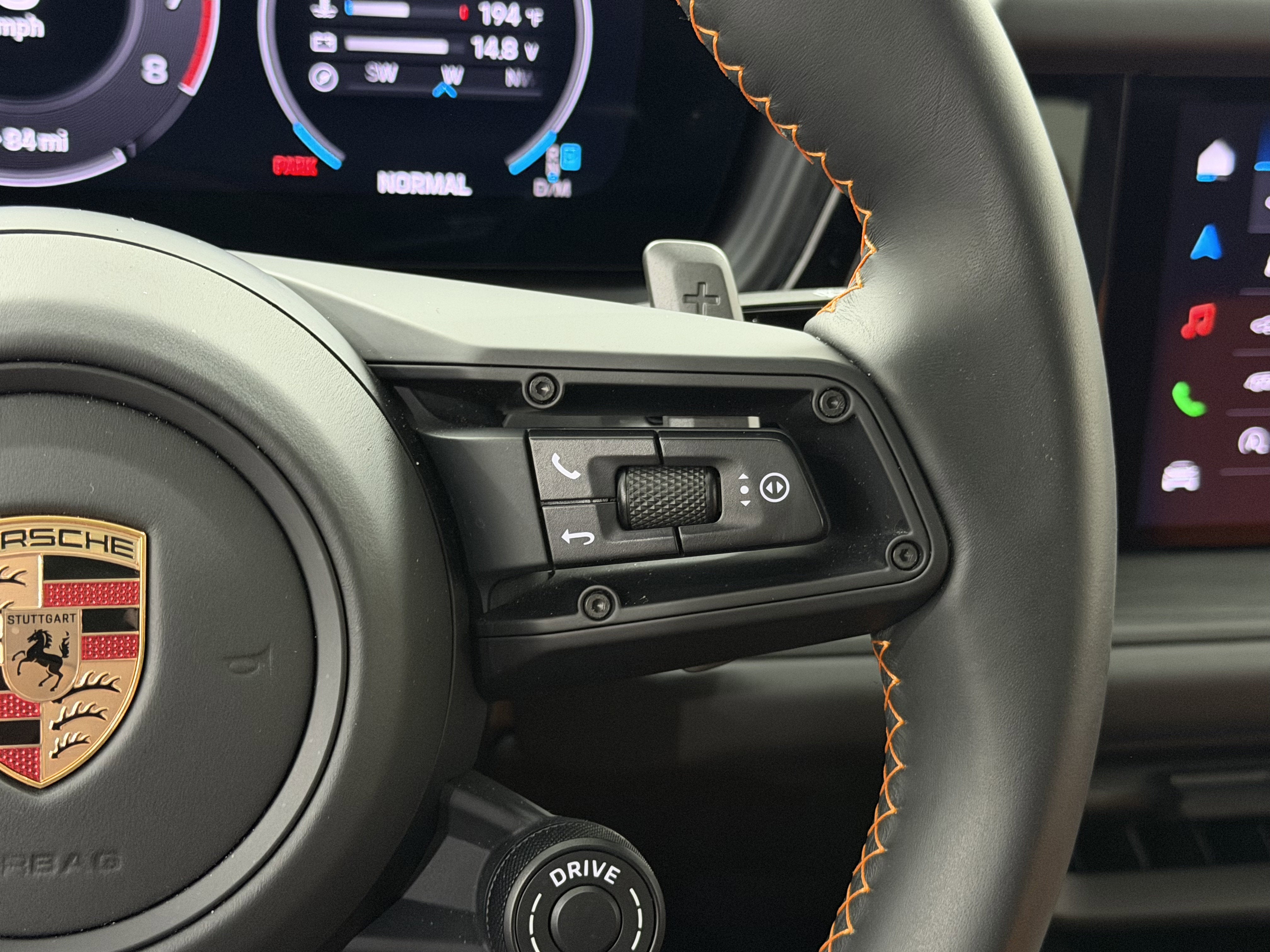 2025 Porsche Cayenne GTS