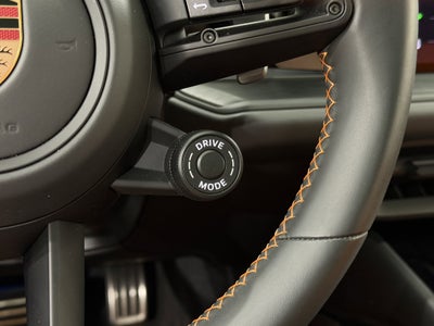 2025 Porsche Cayenne GTS