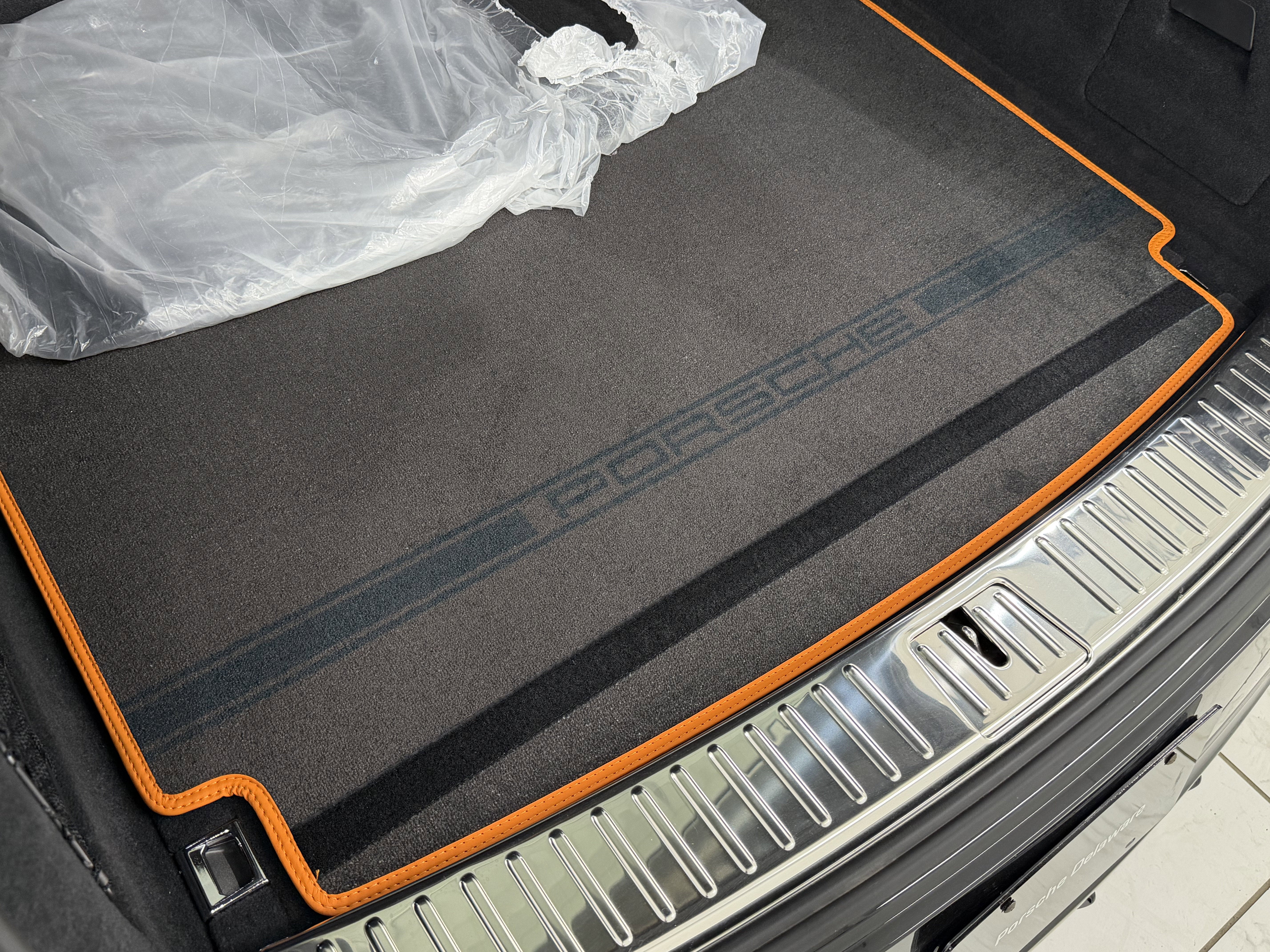 2025 Porsche Cayenne GTS