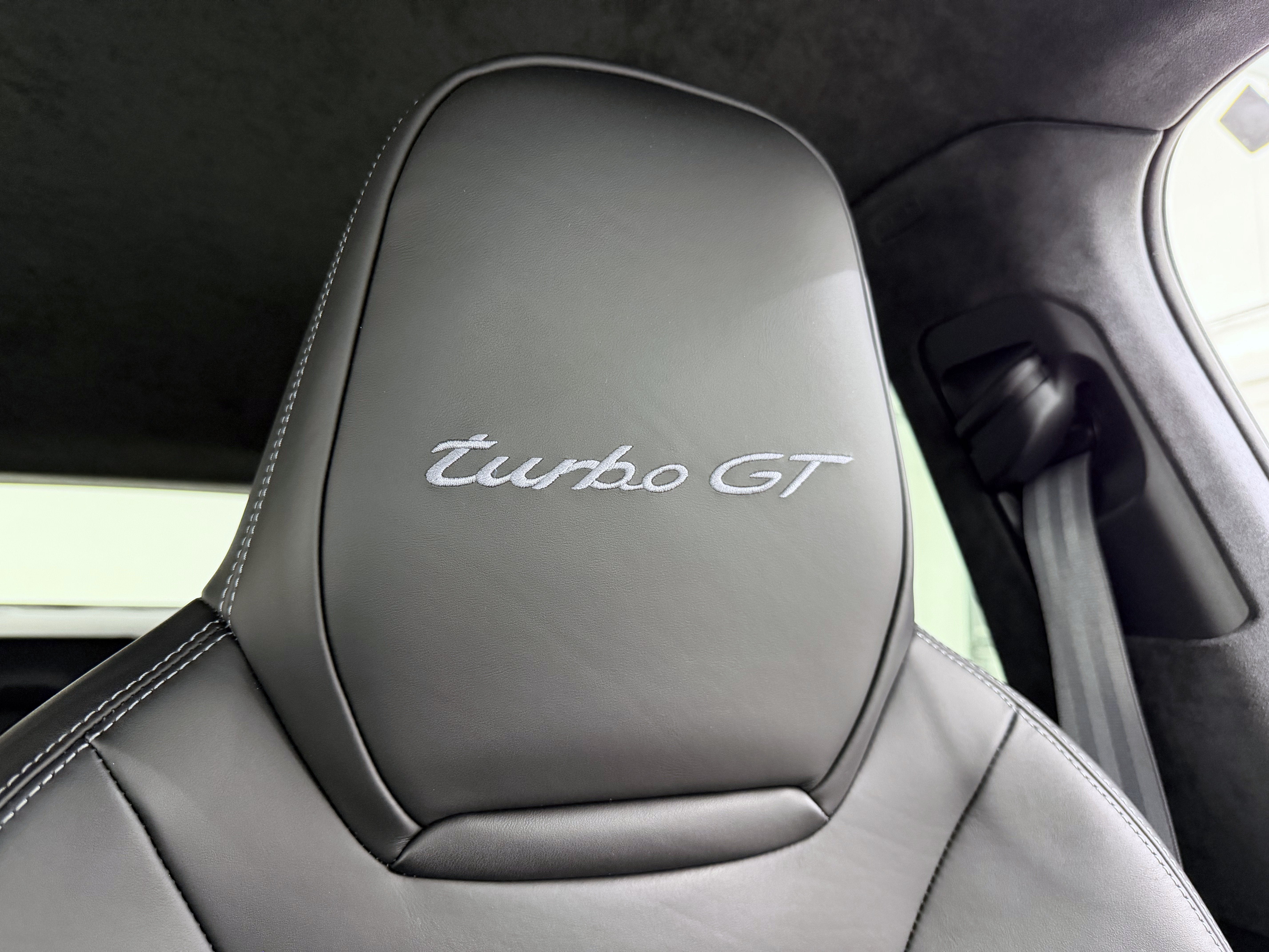 2022 Porsche Cayenne Turbo GT