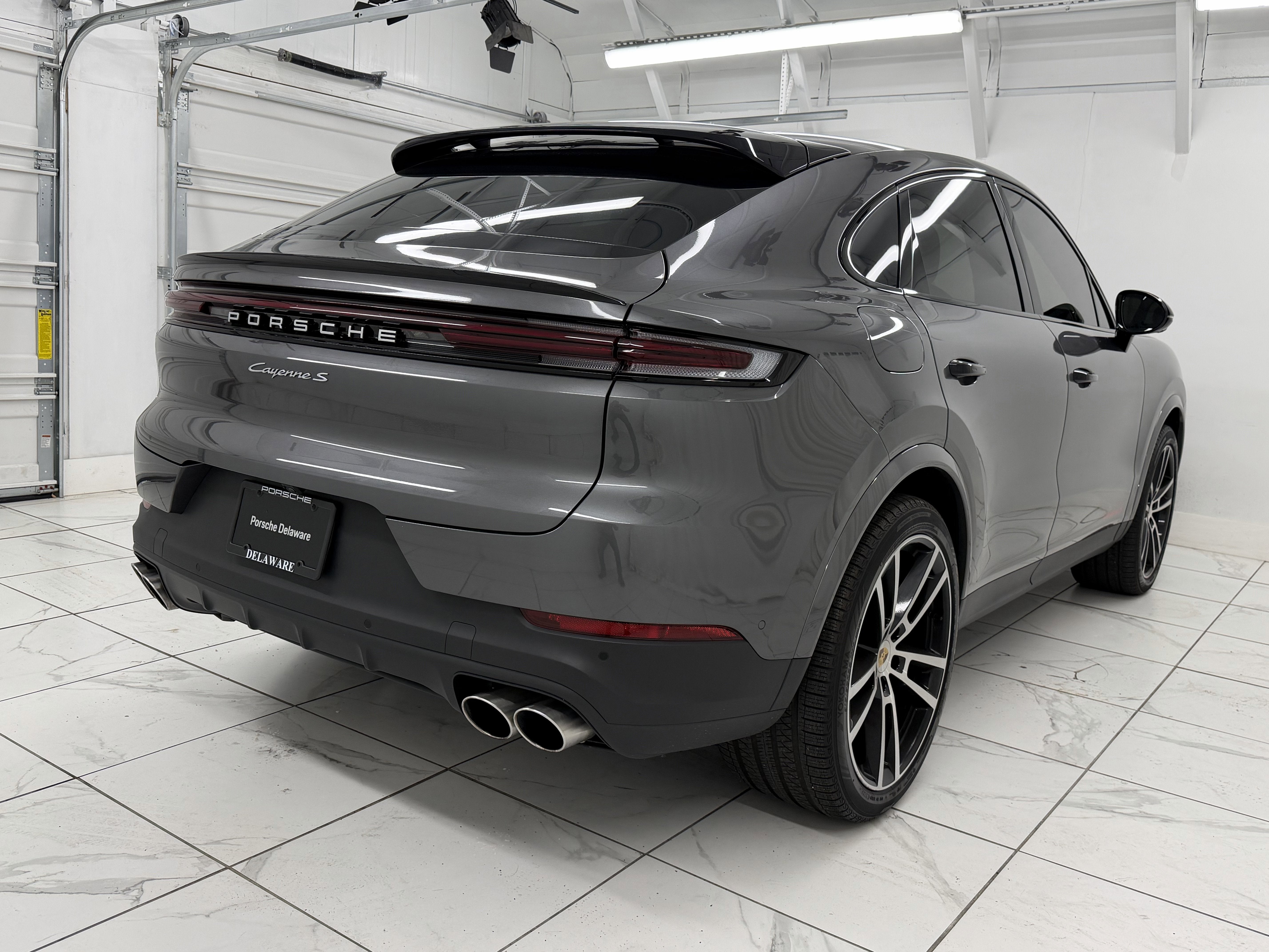 2024 Porsche Cayenne S