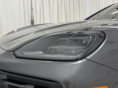 2024 Porsche Cayenne S