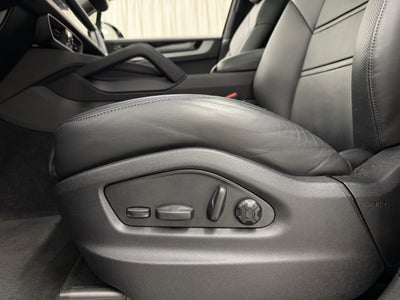 2024 Porsche Cayenne S