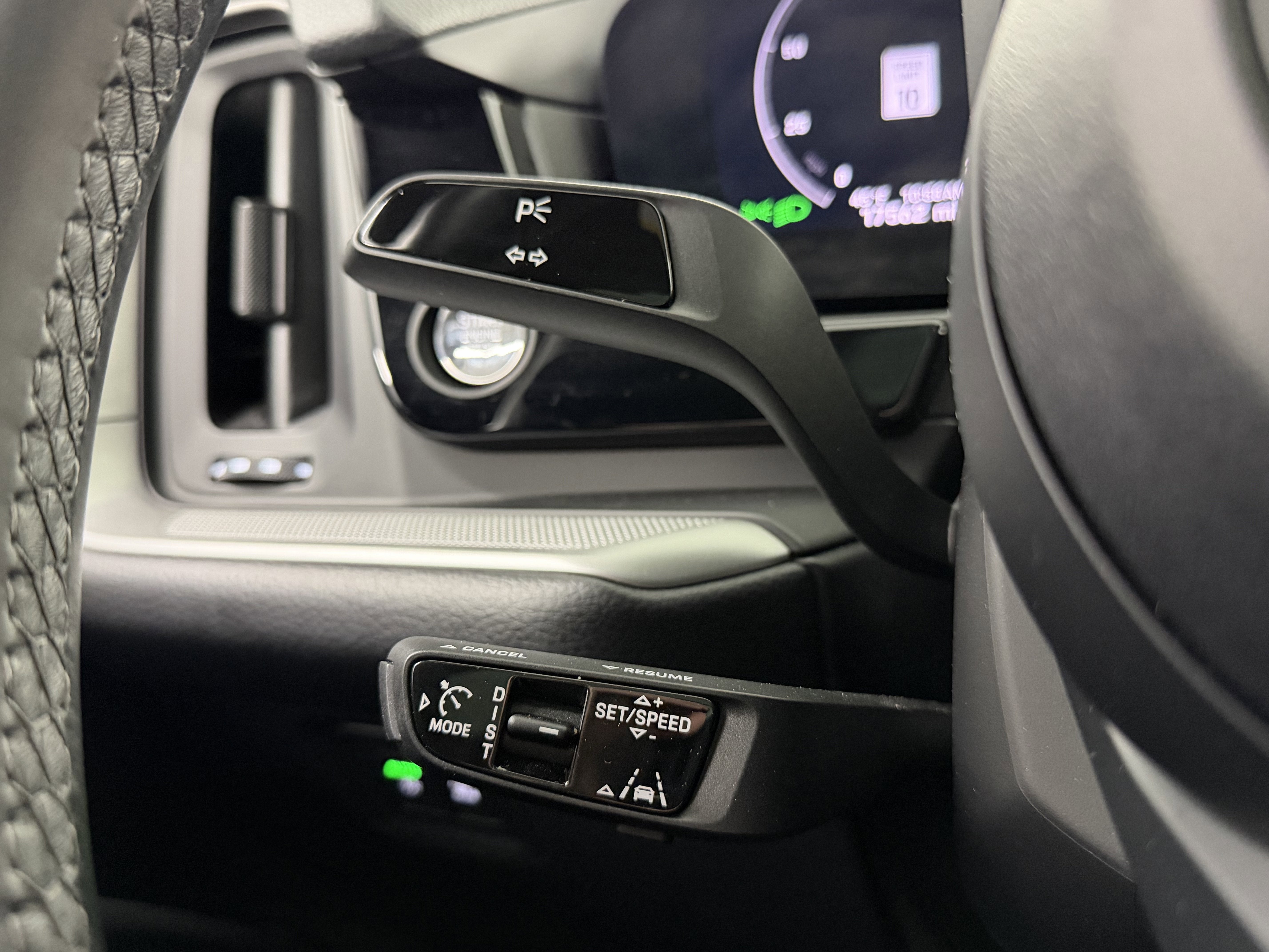 2024 Porsche Cayenne S