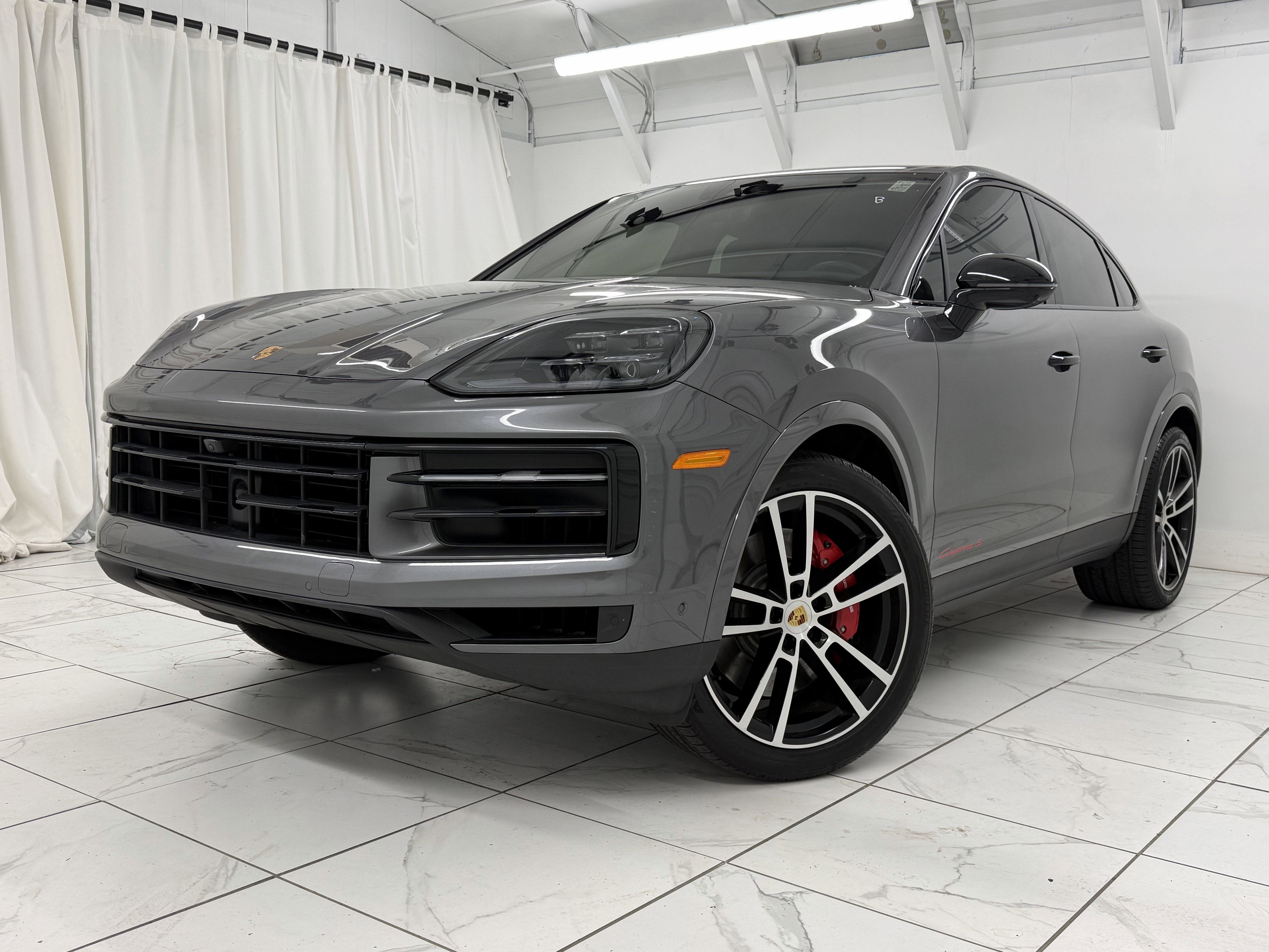 2024 Porsche Cayenne S