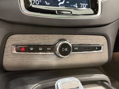 2021 Volvo XC90 T8 Inscription 6 Passenger