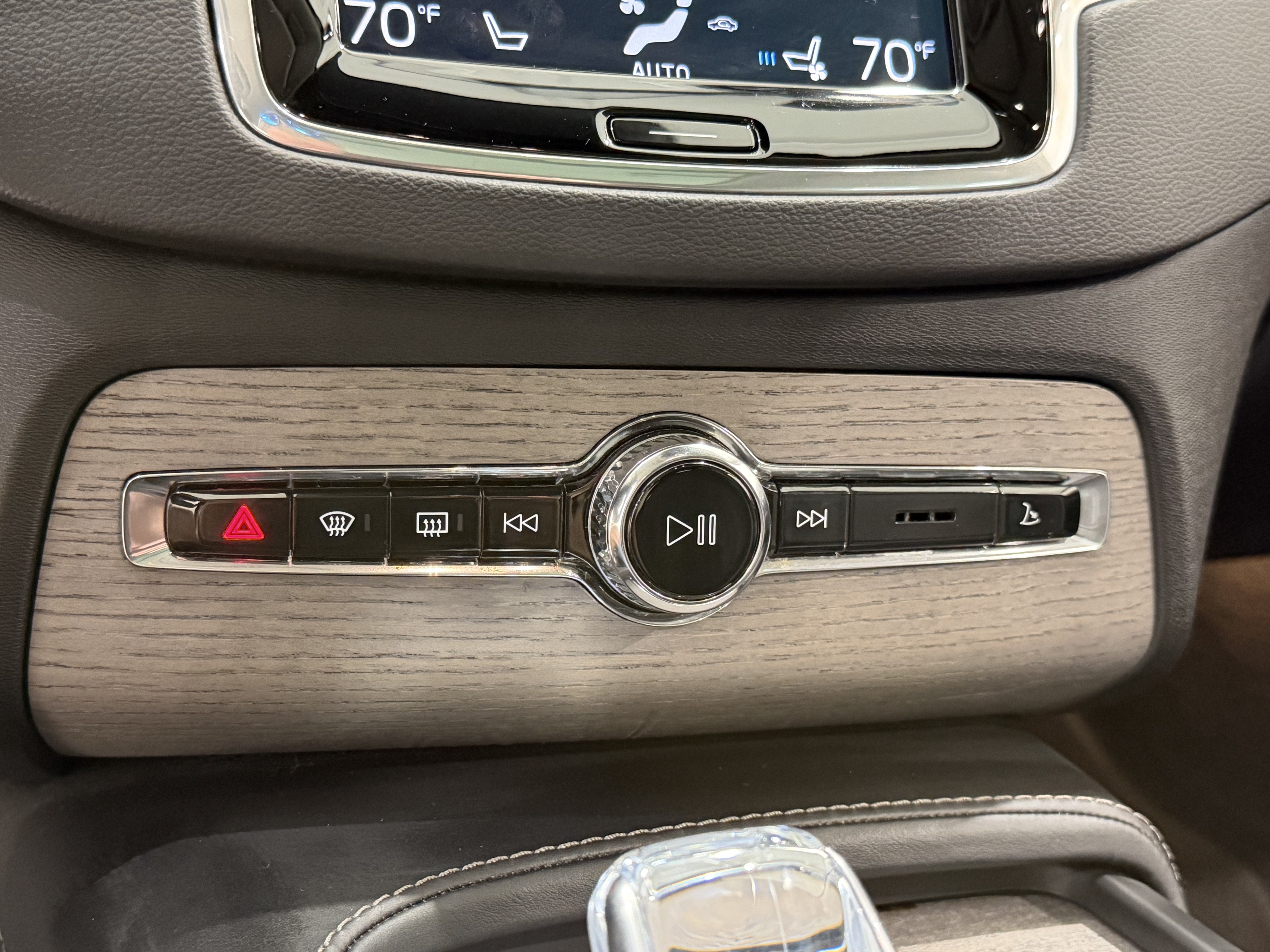 2021 Volvo XC90 T8 Inscription 6 Passenger