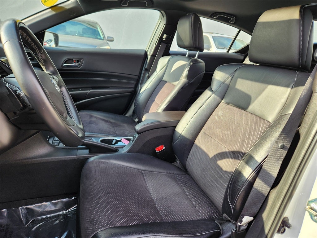 2018 Acura ILX Premium and A-SPEC Packages