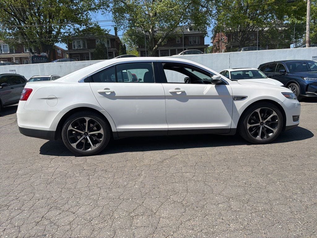 2016 Ford Taurus SEL