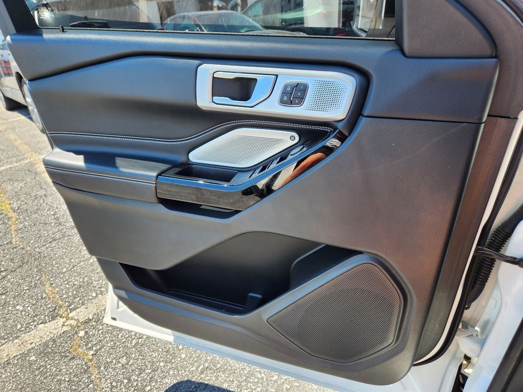 2022 Ford Explorer ST