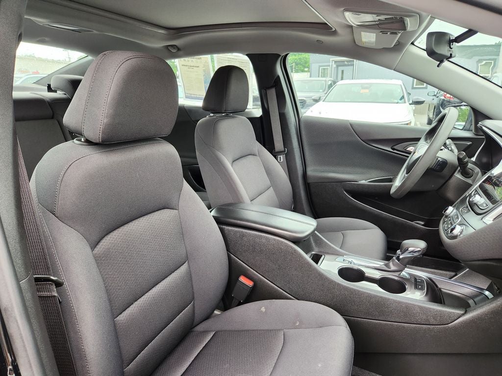 2022 Chevrolet Malibu LT