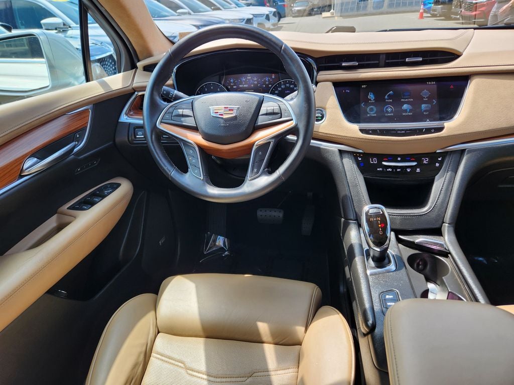 2017 Cadillac XT5 Platinum