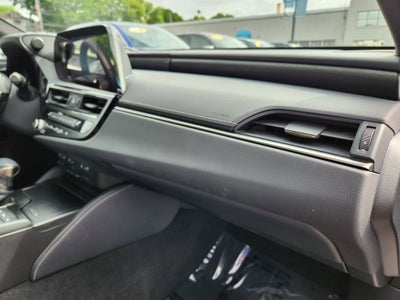 2022 Lexus ES 350
