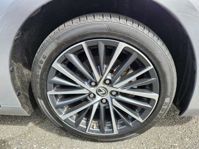 2022 Lexus ES 350