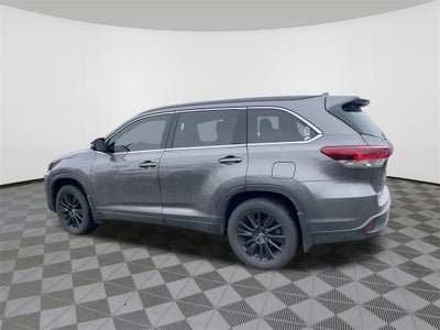 2019 Toyota Highlander SE