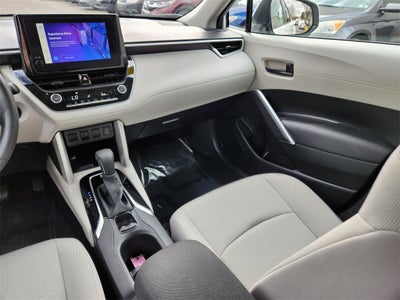 2024 Toyota Corolla Cross LE