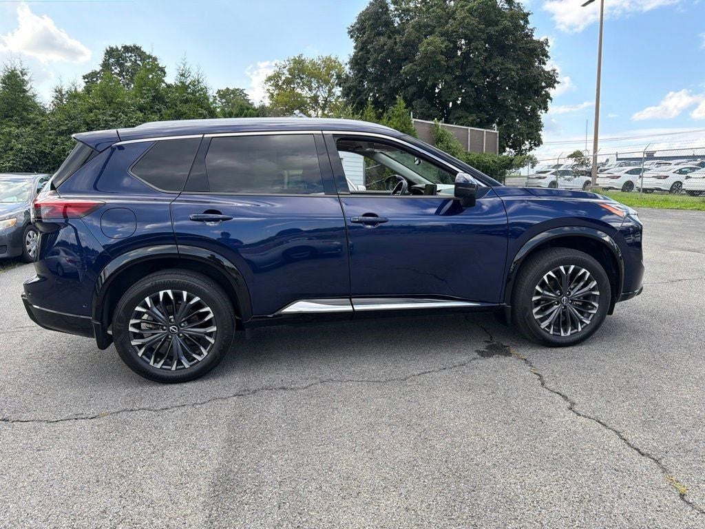 2024 Nissan Rogue Platinum
