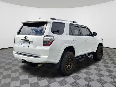 2022 Toyota 4Runner SR5