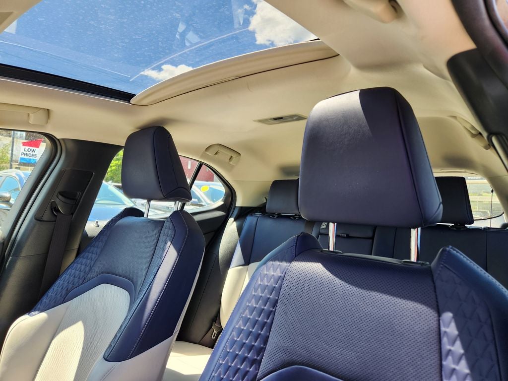 2019 Lexus UX 250h Base
