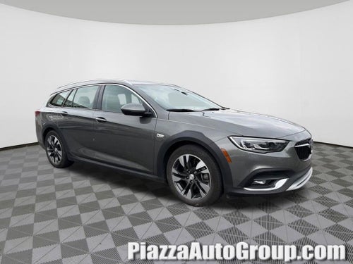2018 Buick Regal TourX Essence